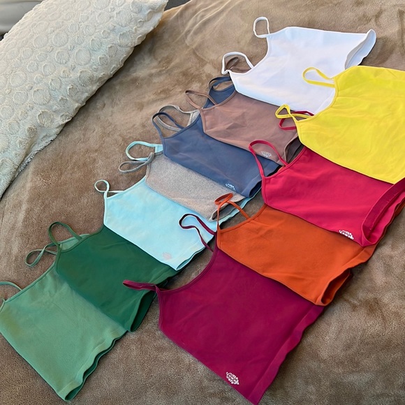 free peple Pants - - 🌺Free people tighten up back crop tank